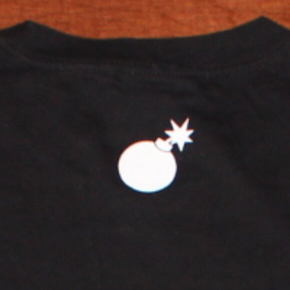 THE HUNDREDS - Picture 5 of 5